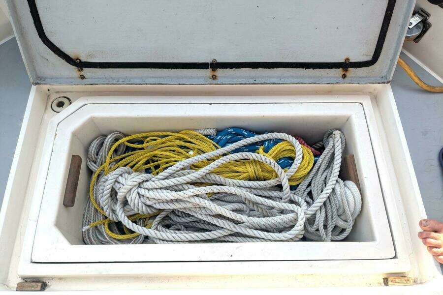 1988 Cape Dory 36 Flybridge Sedan Fast Trawler