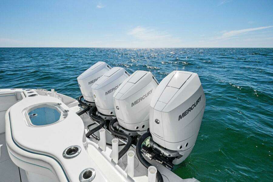 2017 Yellowfin 42 Offshore MIDNIGHT RIDER