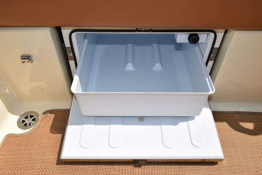 2014 Chris-Craft 25 Launch