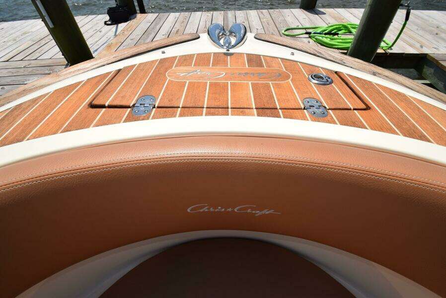 2014 Chris-Craft 25 Launch