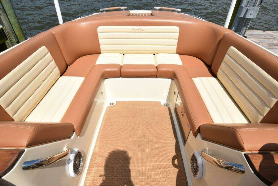 2014 Chris-Craft 25 Launch