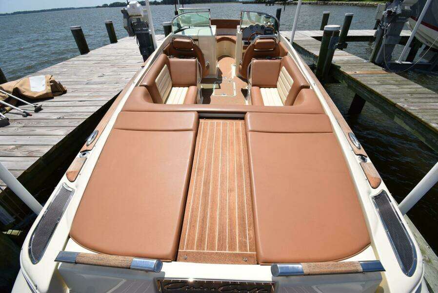 2014 Chris-Craft 25 Launch