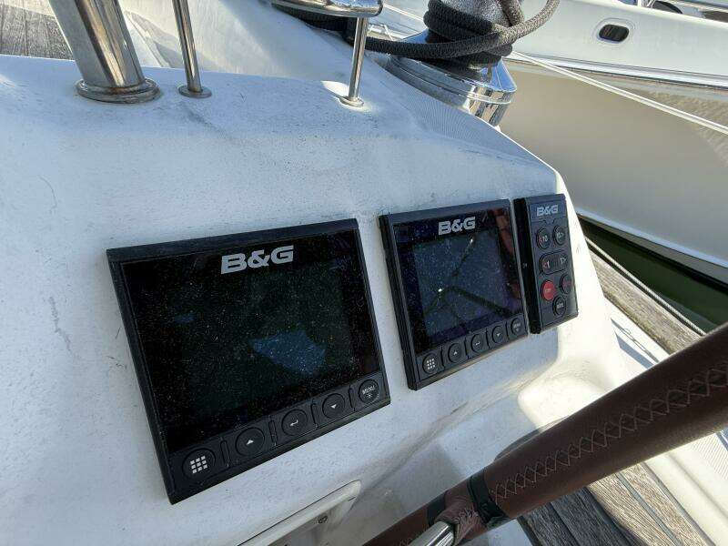 2010 Beneteau Oceanis 43