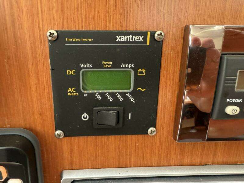 2010 Beneteau Oceanis 43