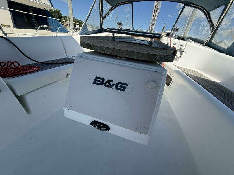 2010 Beneteau Oceanis 43