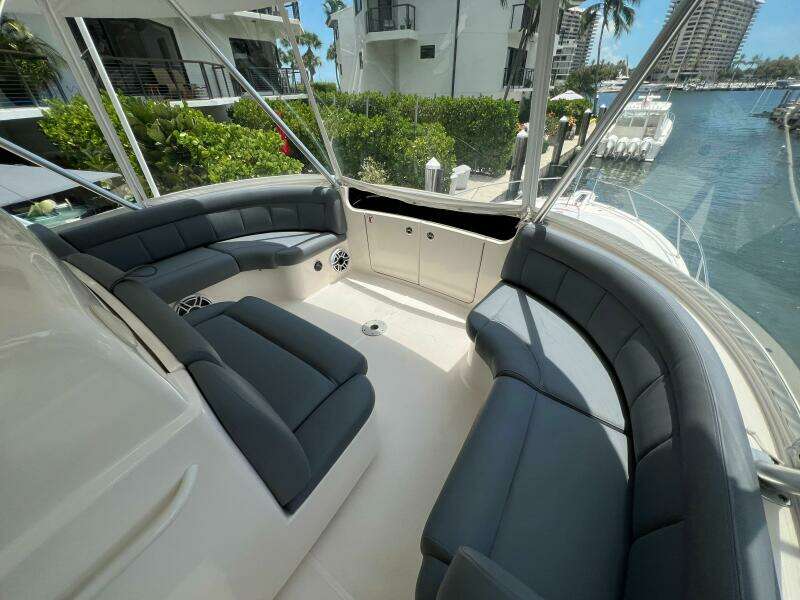 2015 Tiara Yachts 48 Convertible