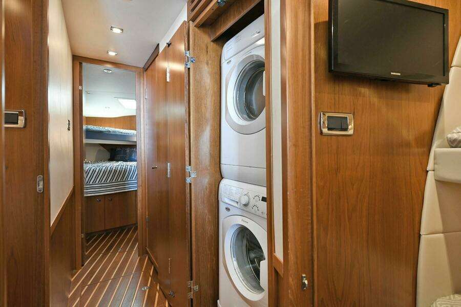 2015 Tiara Yachts 48 Convertible