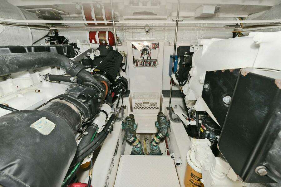 2015 Tiara Yachts 48 Convertible