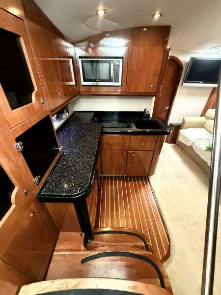 2008 Four Winns 378 Vista