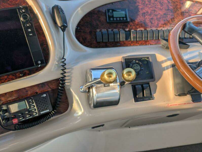 2000 Sea Ray 380 Sundancer