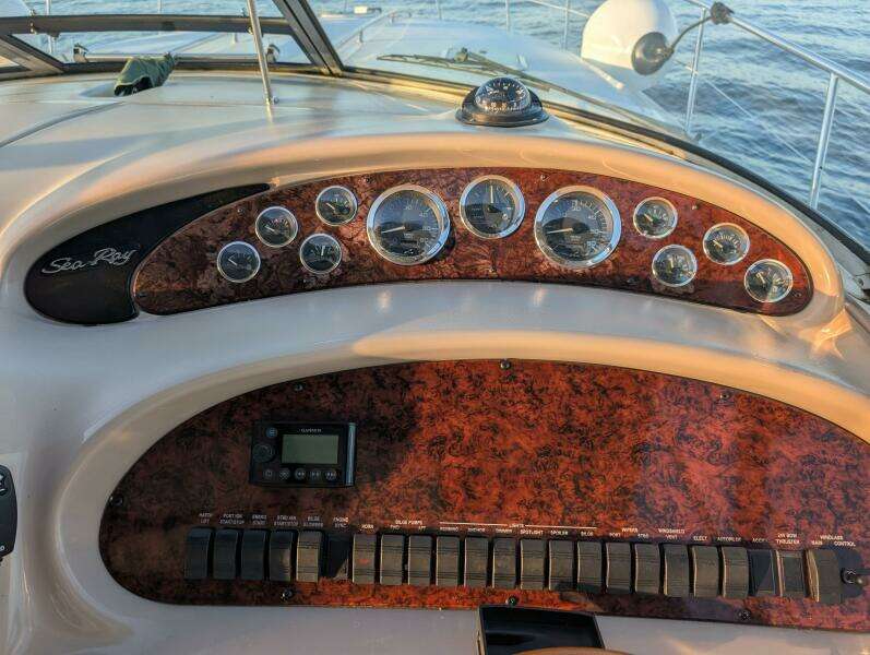 2000 Sea Ray 380 Sundancer