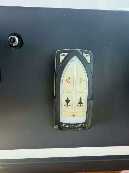 2019 Axopar 28 Cabin