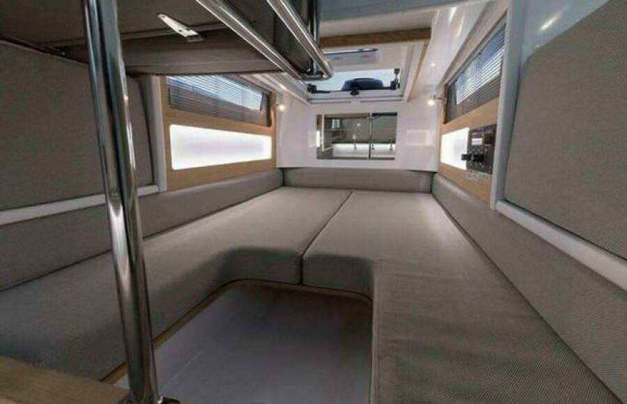 2019 Axopar 28 Cabin