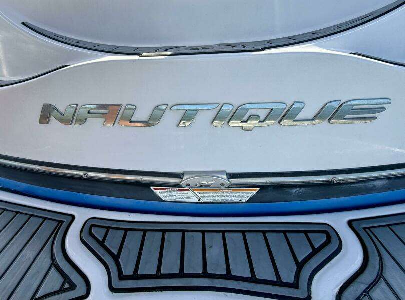 2010 Correct Craft Super Air Nautique