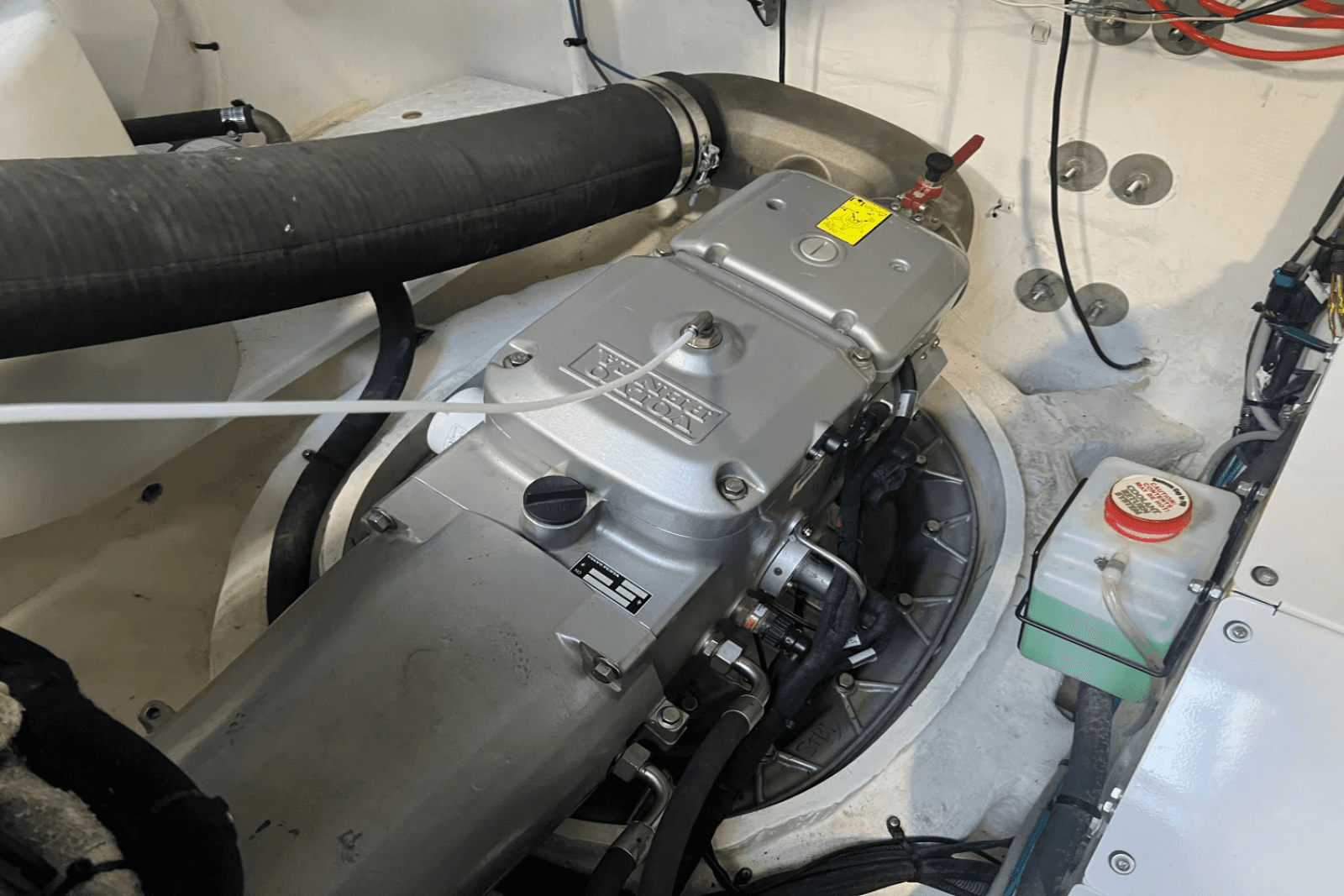 2020 Cruisers Yachts 50 CANTIUS