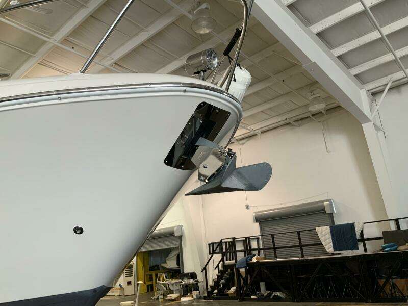 2001 Regal 3780 Commodore