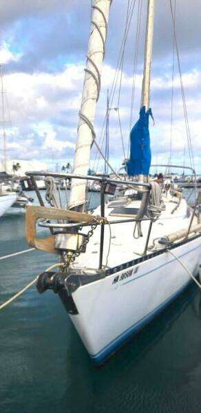 1986 Ta Chiao CT-38 AFT CABIN