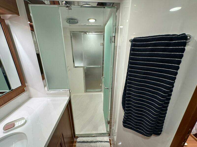 2023 Marlow Explorer 66E - CB