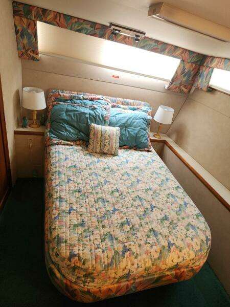 1987 Chris-Craft 362 Catalina