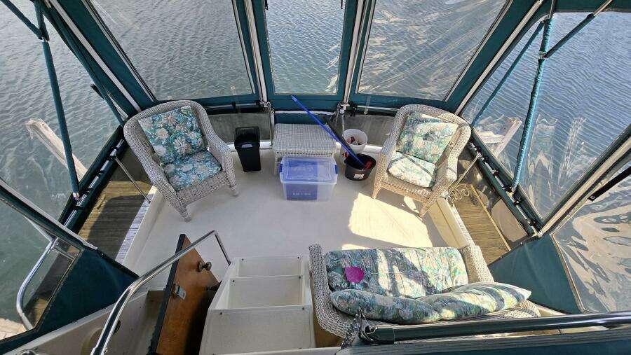 1987 Chris-Craft 362 Catalina