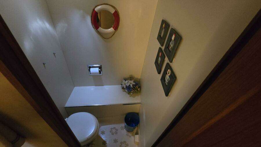 1987 Chris-Craft 362 Catalina