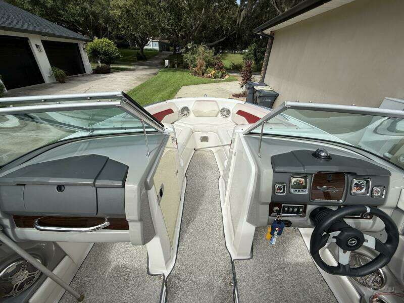 2013 Chaparral 226 SSI