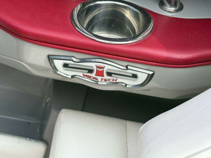 2013 Chaparral 226 SSI