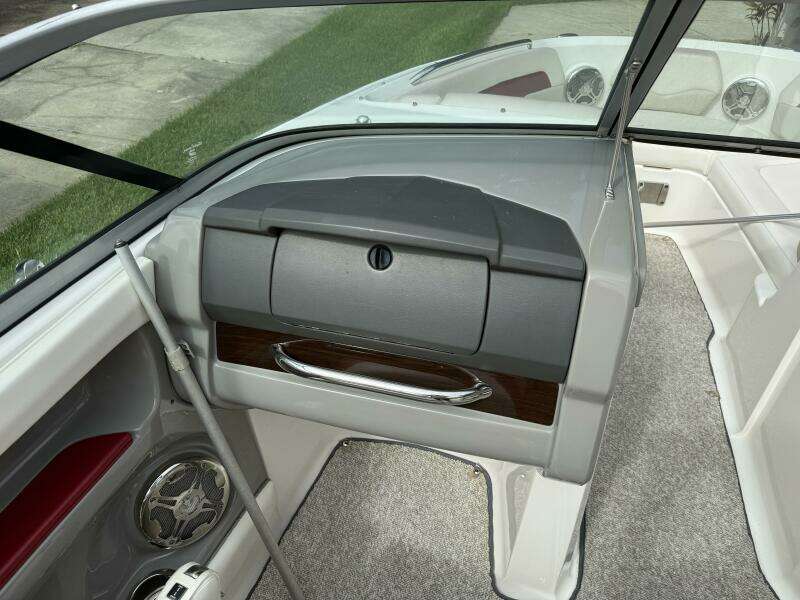 2013 Chaparral 226 SSI