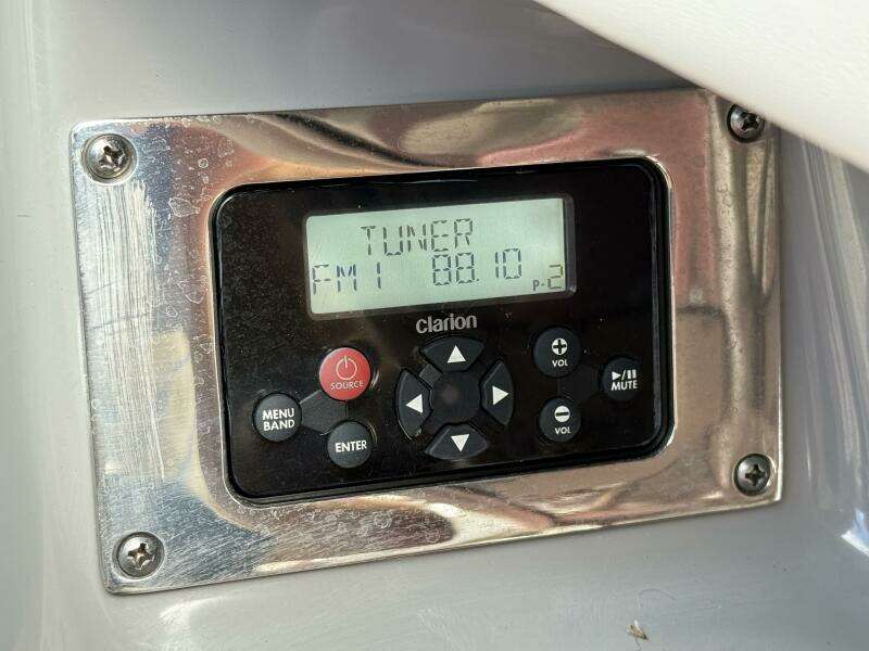 2013 Chaparral 226 SSI