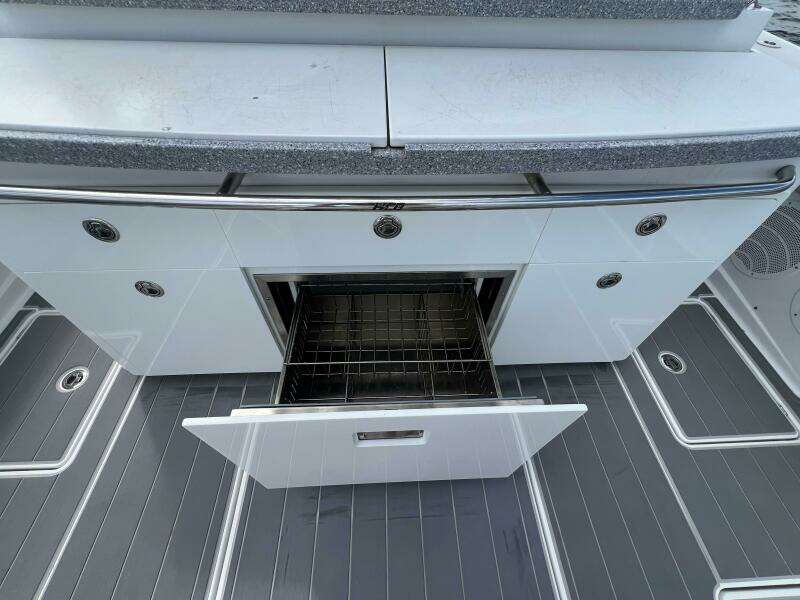 HCB 53 Title Wave - Cockpit