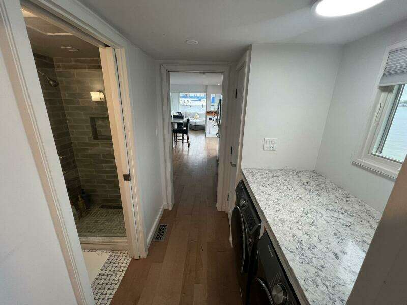 1981 Sumerset Houseboat