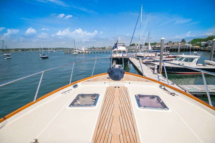 2008 Marlow Explorer 70E