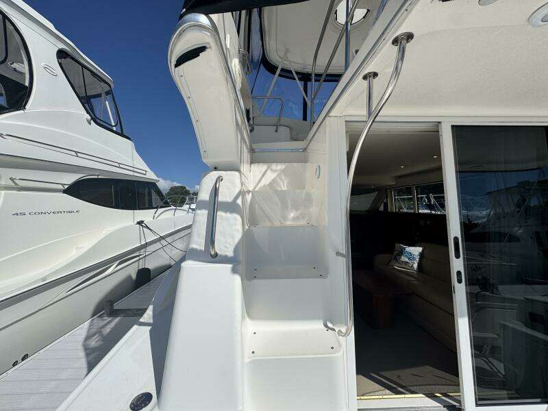 2003 Silverton 42 Convertible