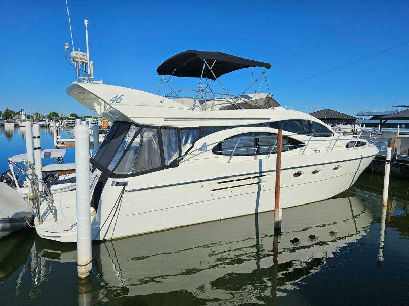 2003 Azimut 46 Motor Yacht