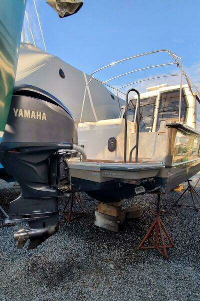 2024 Ranger Tugs R-27 LE