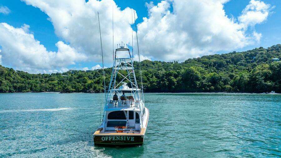 2017 62 Viking Convertible - Offensive