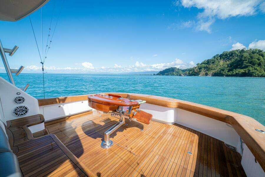 2017 62 Viking Convertible - Offensive