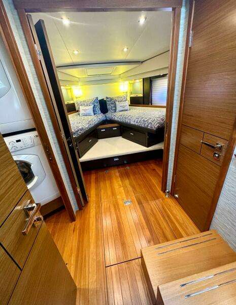 2017 Tiara Yachts 53 Coupe