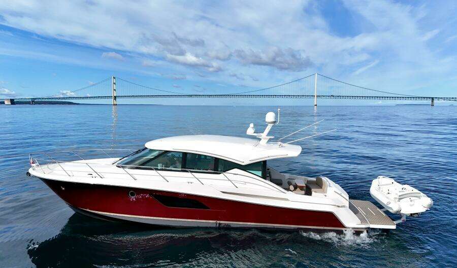 2017 Tiara Yachts 53 Coupe
