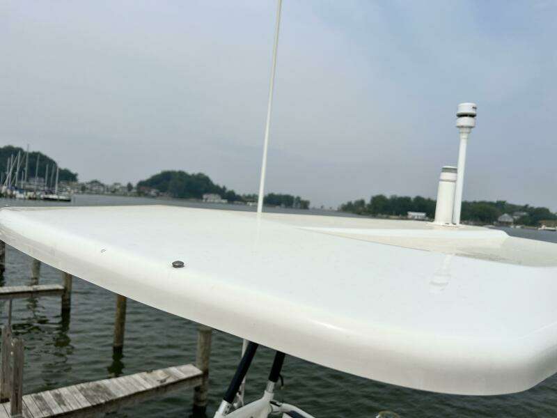 2012 Everglades 350 LX