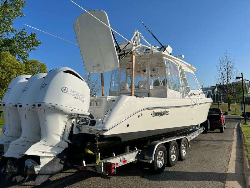 2012 Everglades 350 LX