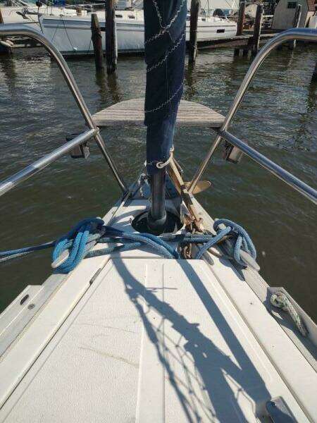 1987 Hunter 37 Legend