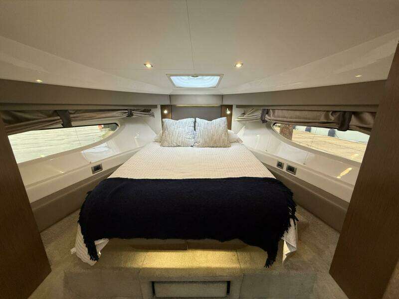 2018 Sea Ray 460 Sundancer