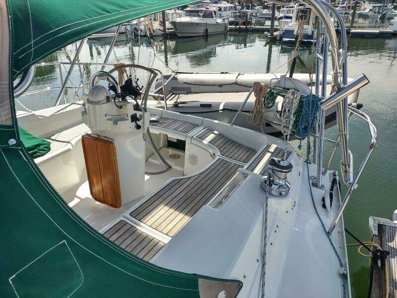 2004 Beneteau 393