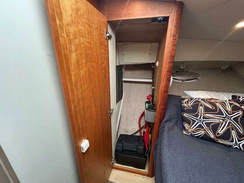 2000 Silverton 352 Motor Yacht