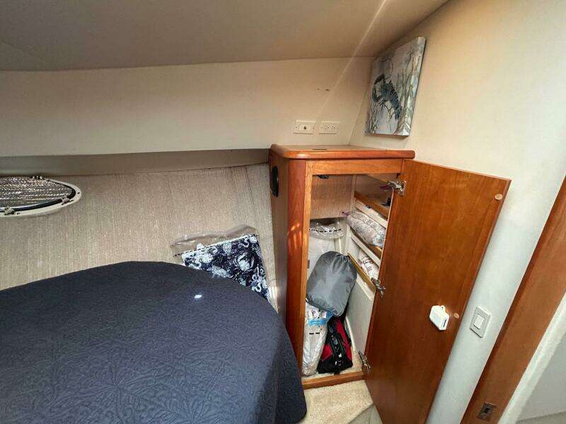 2000 Silverton 352 Motor Yacht