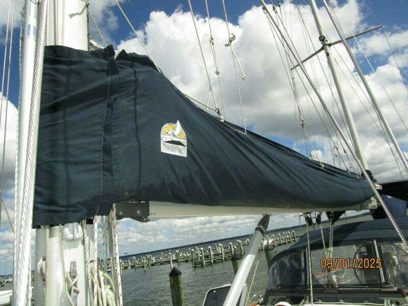 40' Nauticat mainsail stack pack2