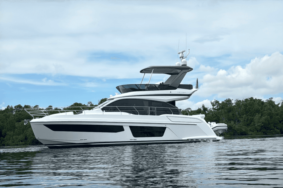 2023 Azimut 53 FLY