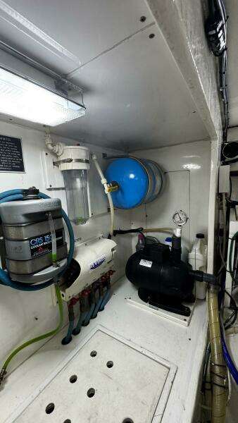 2002 Cavileer 48 Flybridge Sportfisherman