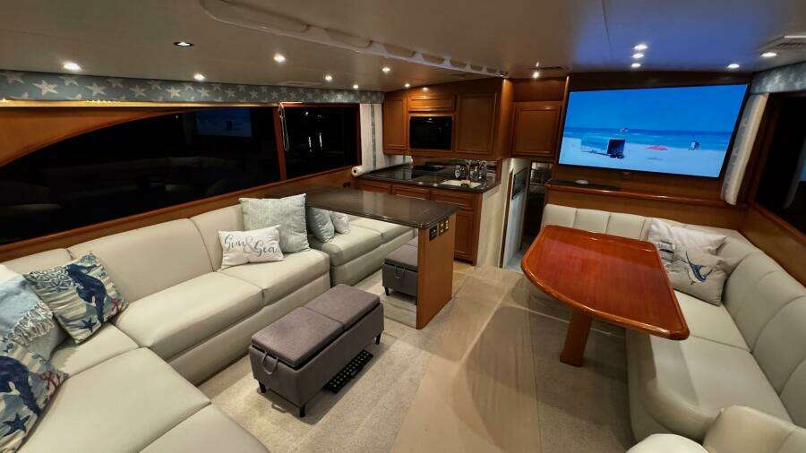 2002 Cavileer 48 Flybridge Sportfisherman